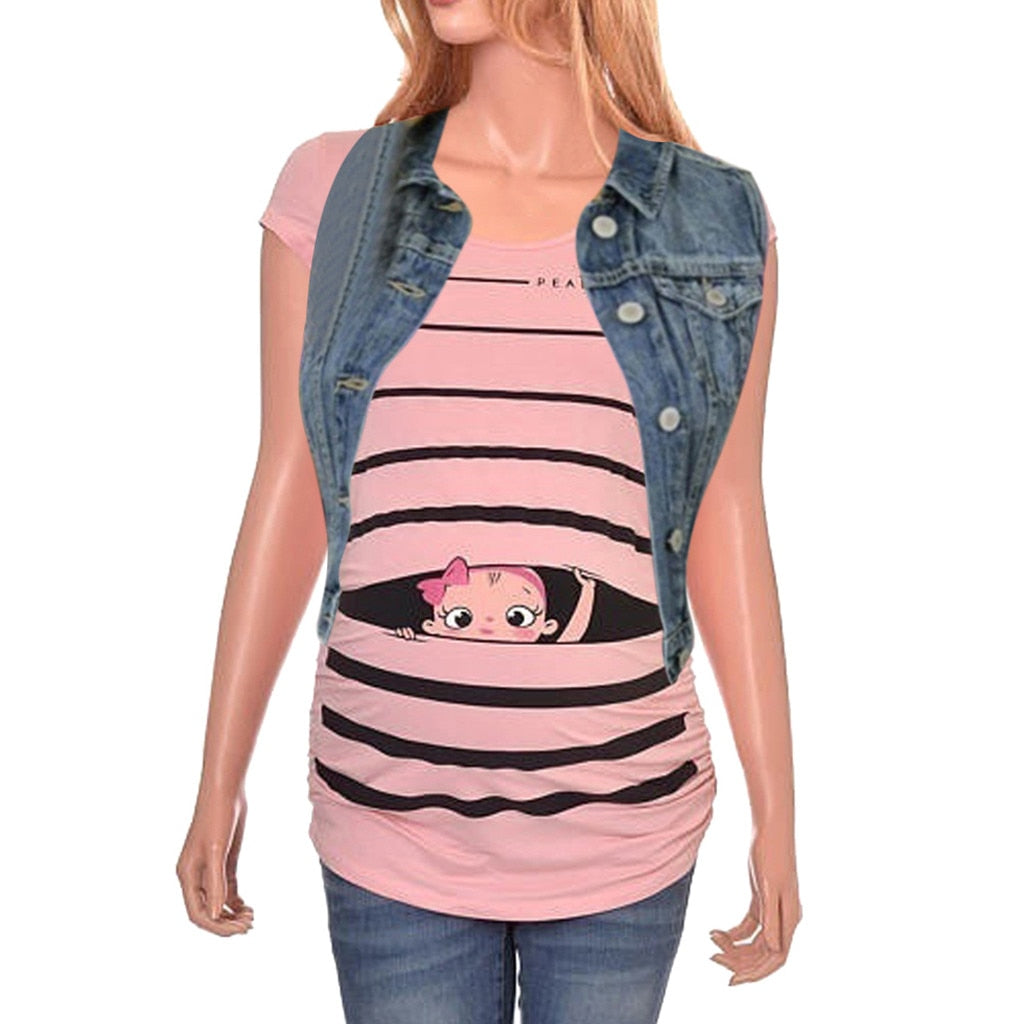 Peeking Baby Maternity Tee