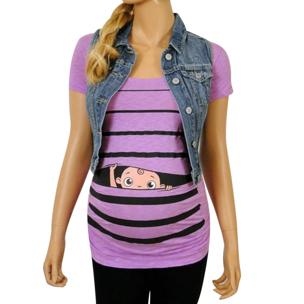Peeking Baby Maternity Tee