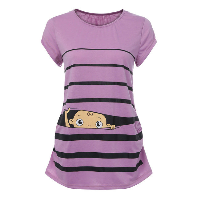 Peeking Baby Maternity Tee